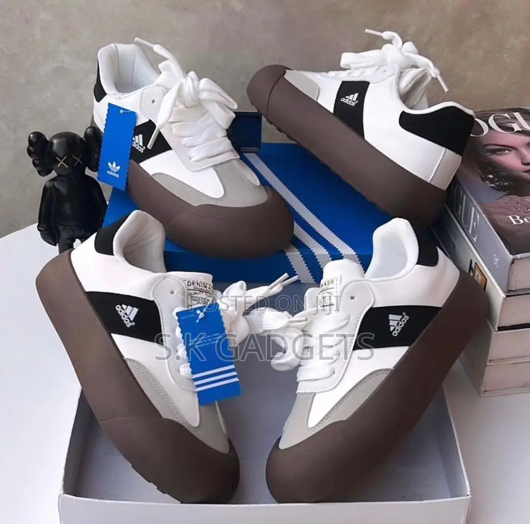 High Quality Sneakers