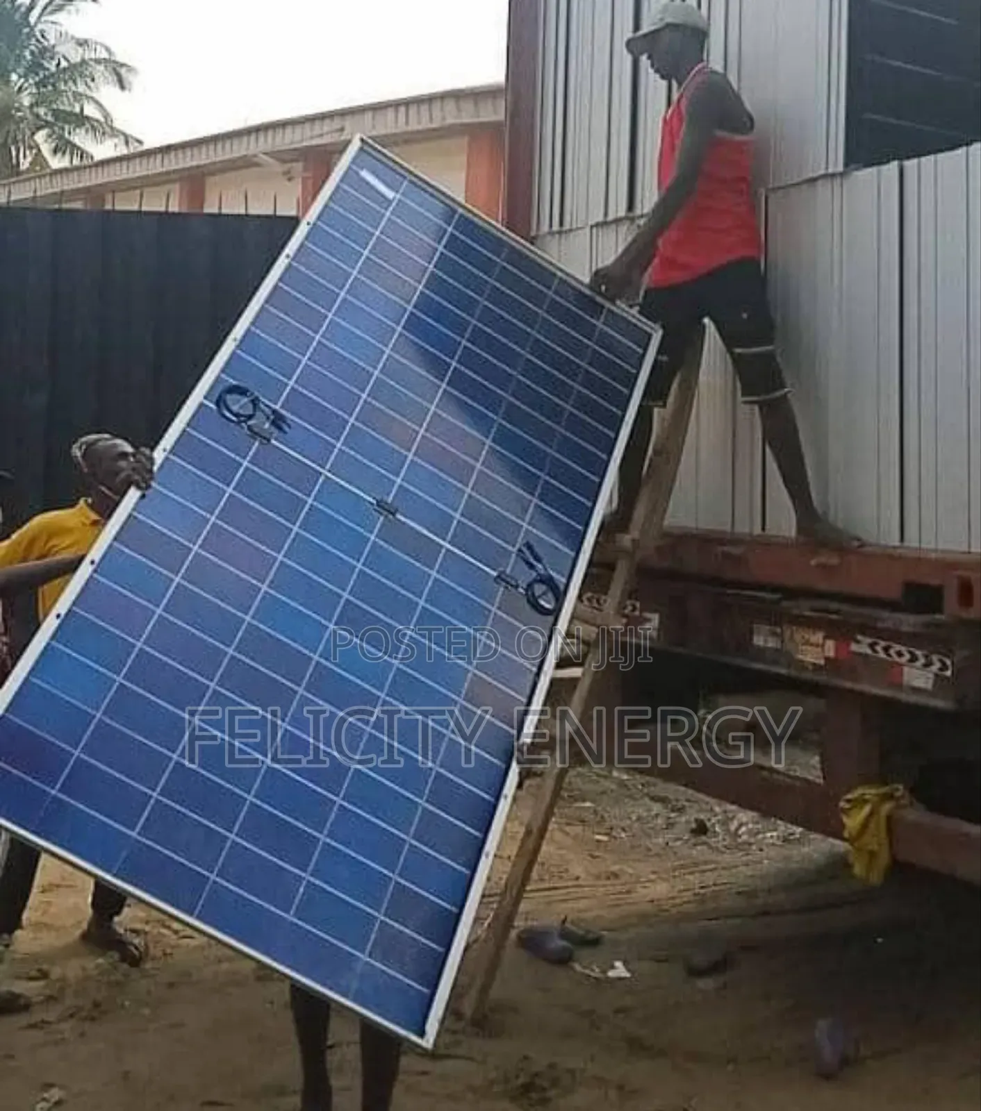 700watt Longi Solar Panel Halfcut 144 Cells (New)
