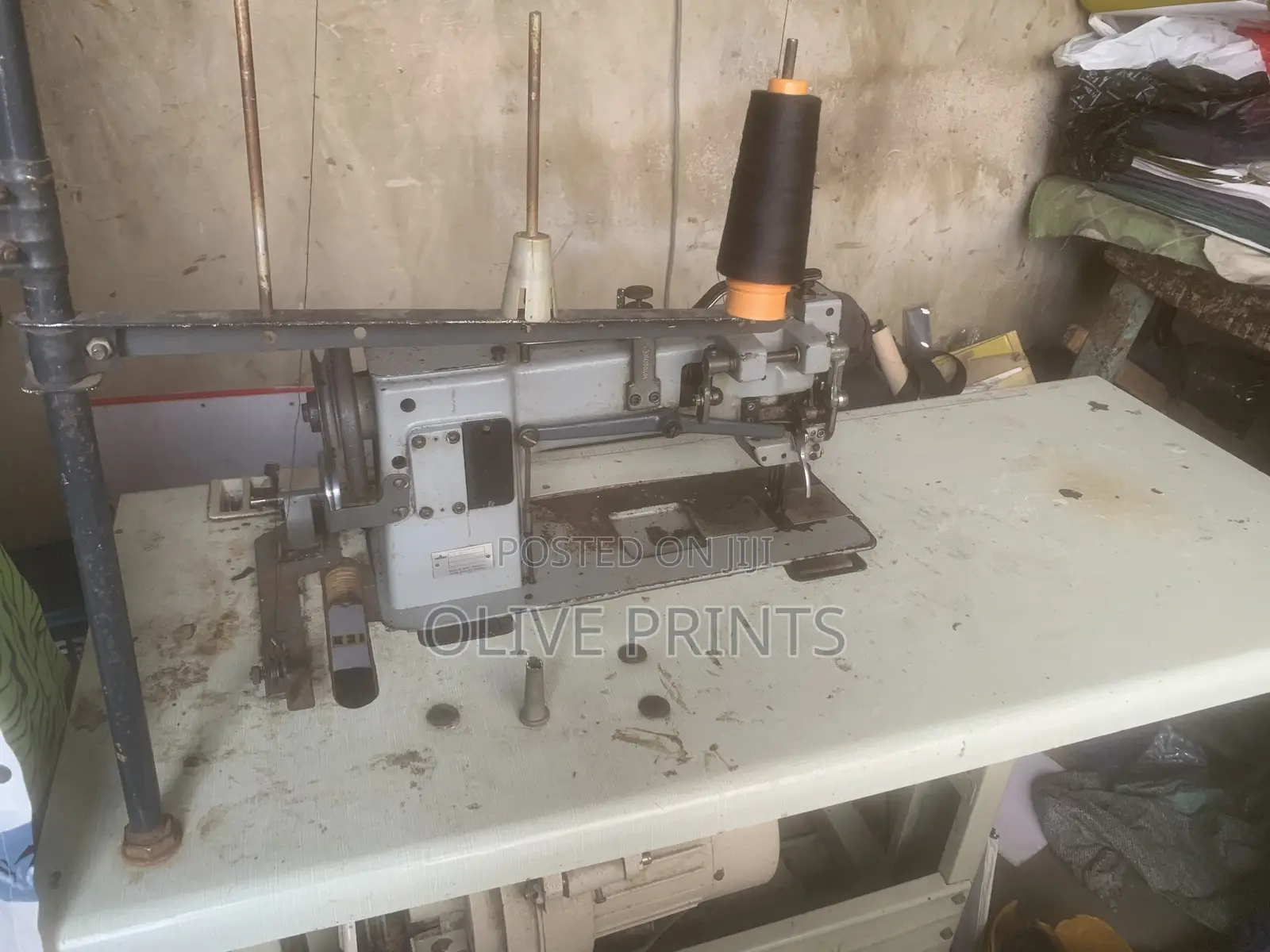 Industrial Sewing Machine