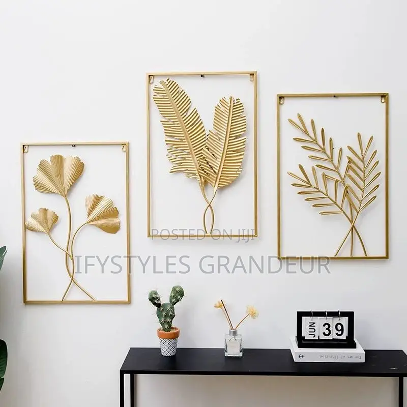 Modern Living Room Wall Decoration