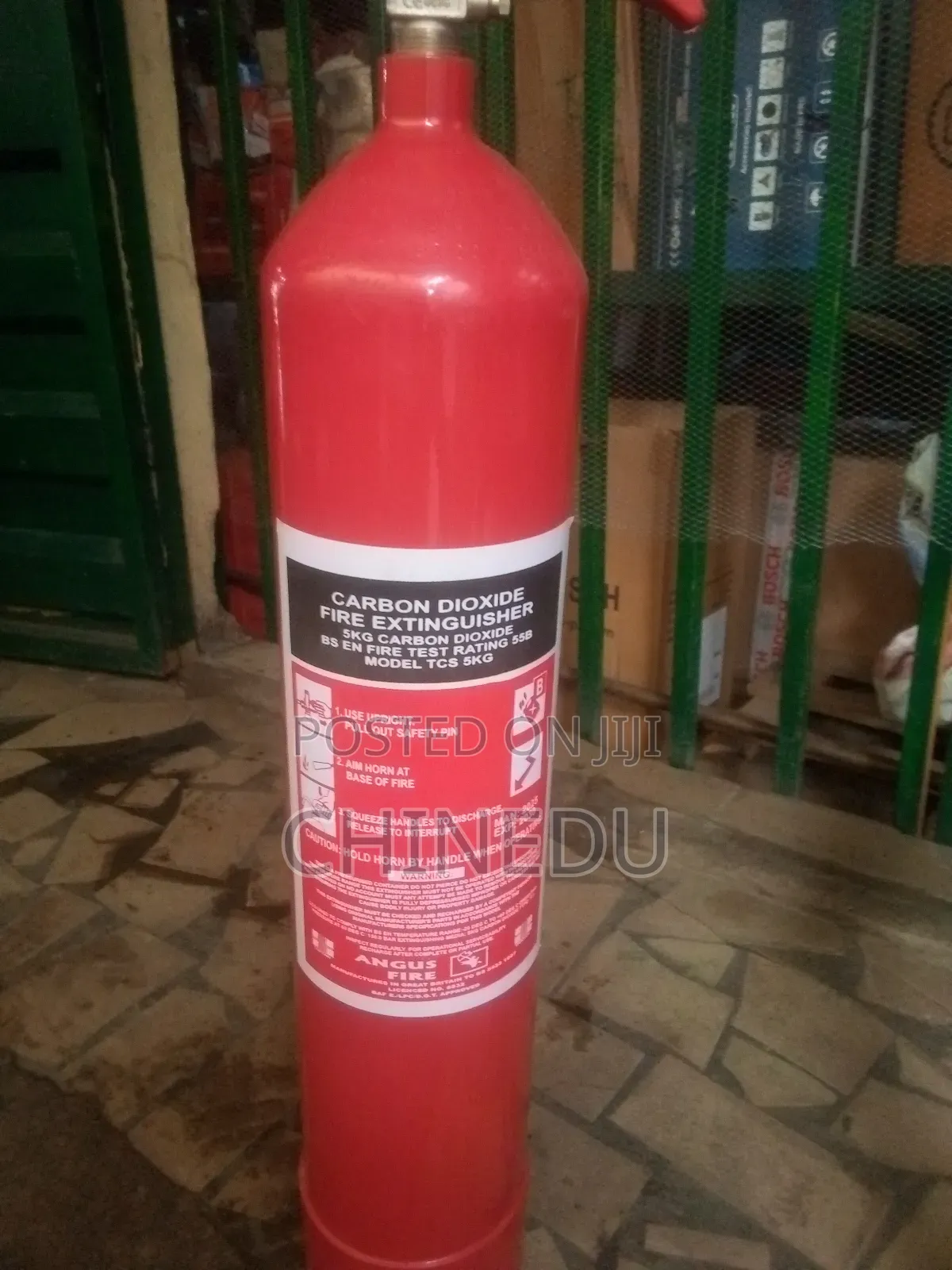 Fire Extinguisher (Co2)