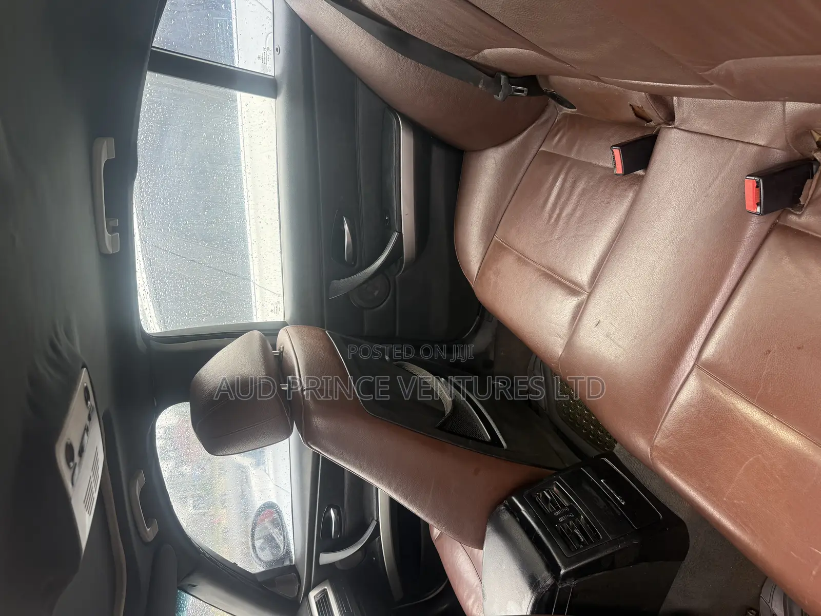 BMW 330i 2009