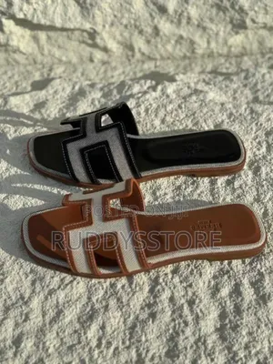 Ruddy Store Hermès Designer Slippers | Timeless Luxury Comfort
