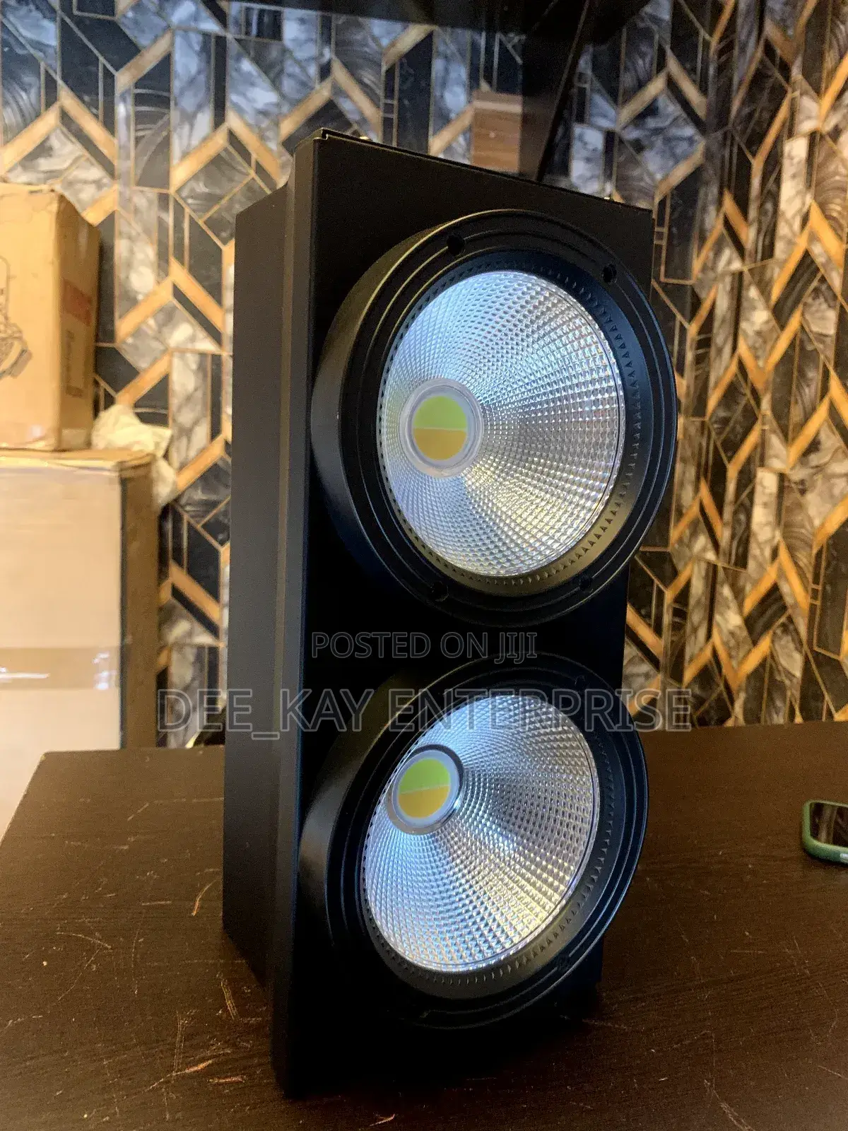 2 Eyes Cob 200 Watts
