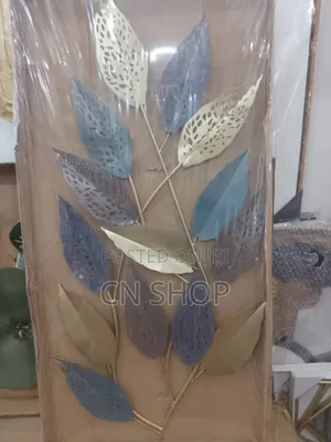 Elegant Metal Leaf Wall Art