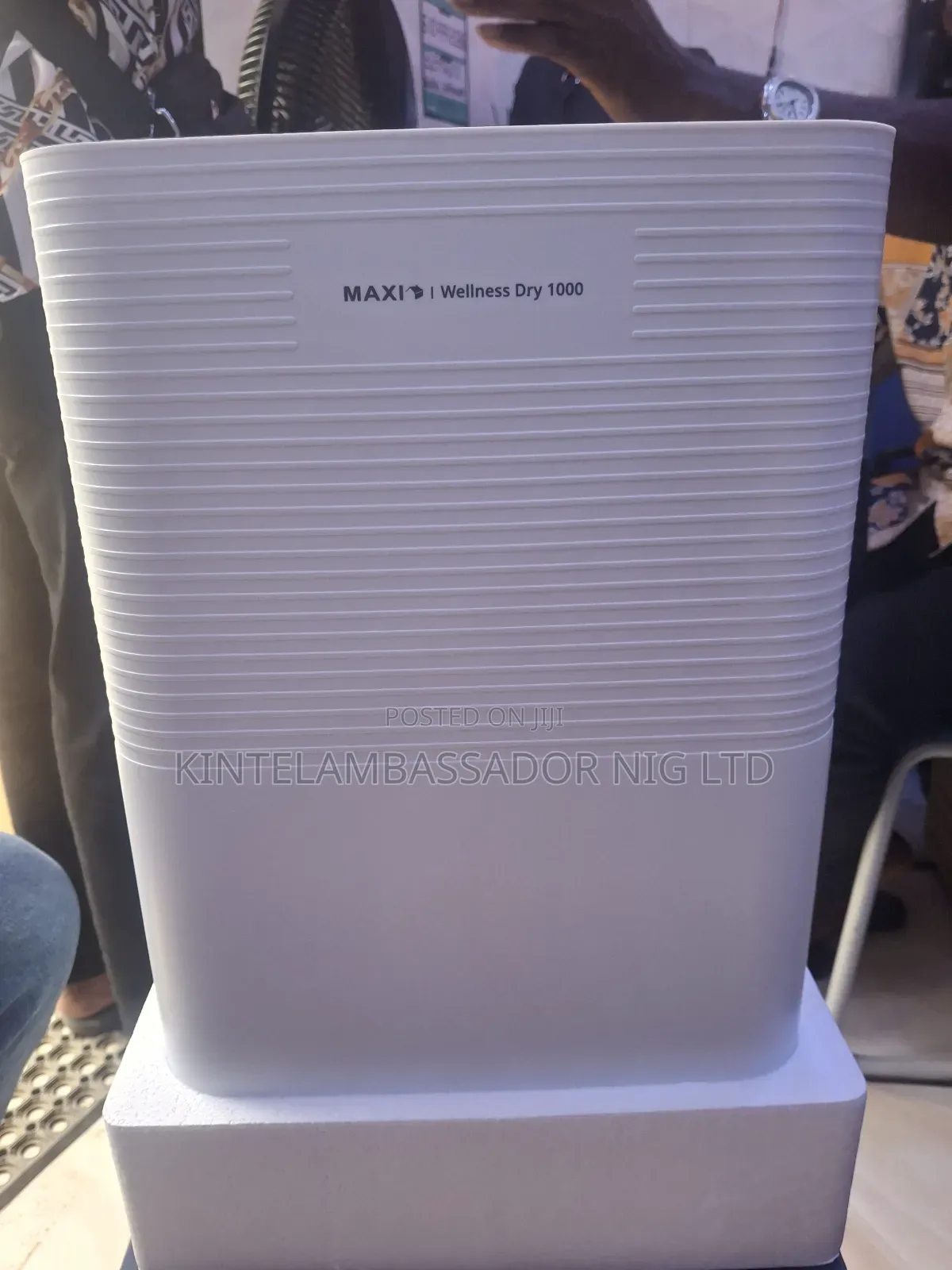 Maxi Dehumidifier - 10litres