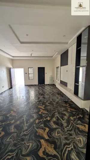 3bdrm Duplex in Kolapo Ishola Gra, Akobo for rent