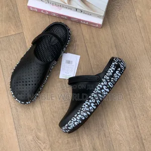 Crocs for Men+ Women