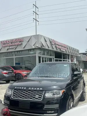 Land Rover Range Rover Vogue 2014 Black