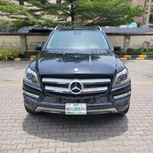 Mercedes-Benz GL-Class GL450 4MATIC 4dr SUV AWD (3.0L 6cyl Turbo 7A)