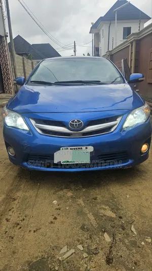 Toyota Corolla 2012 Blue