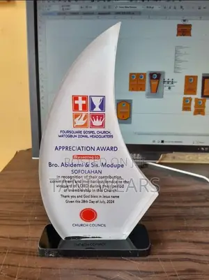 Glass Crystal Custormaize Award