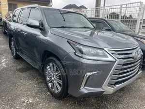 Lexus LX 570 AWD 2016 Gray