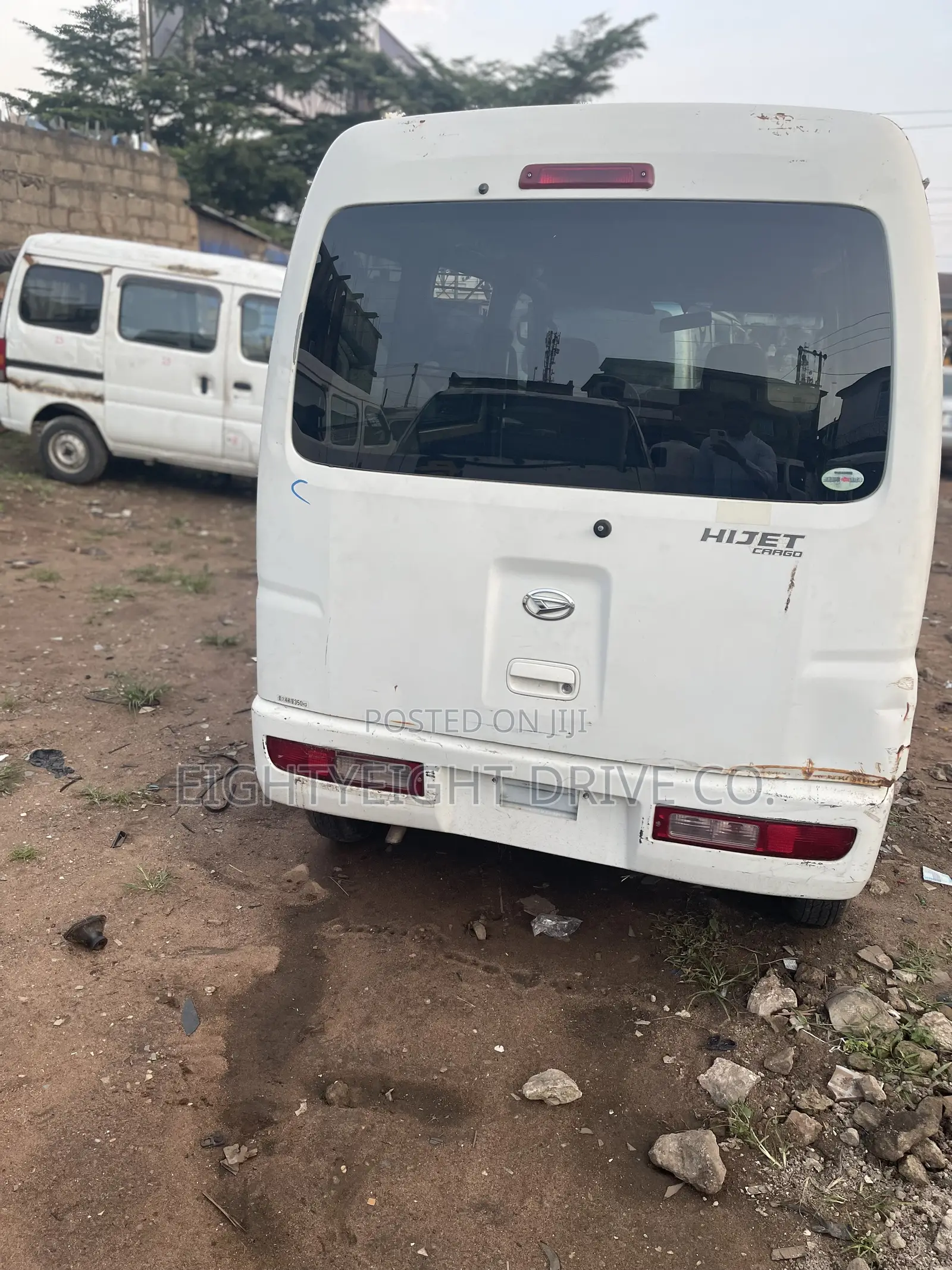 Suzuki APV Minibus 2010 White