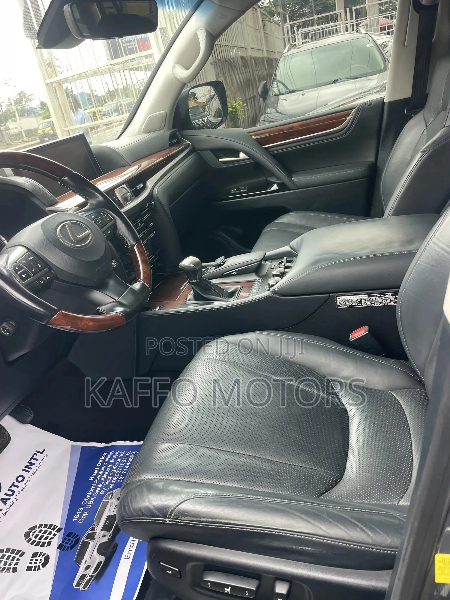 Lexus LX 570 AWD 2016 Gray