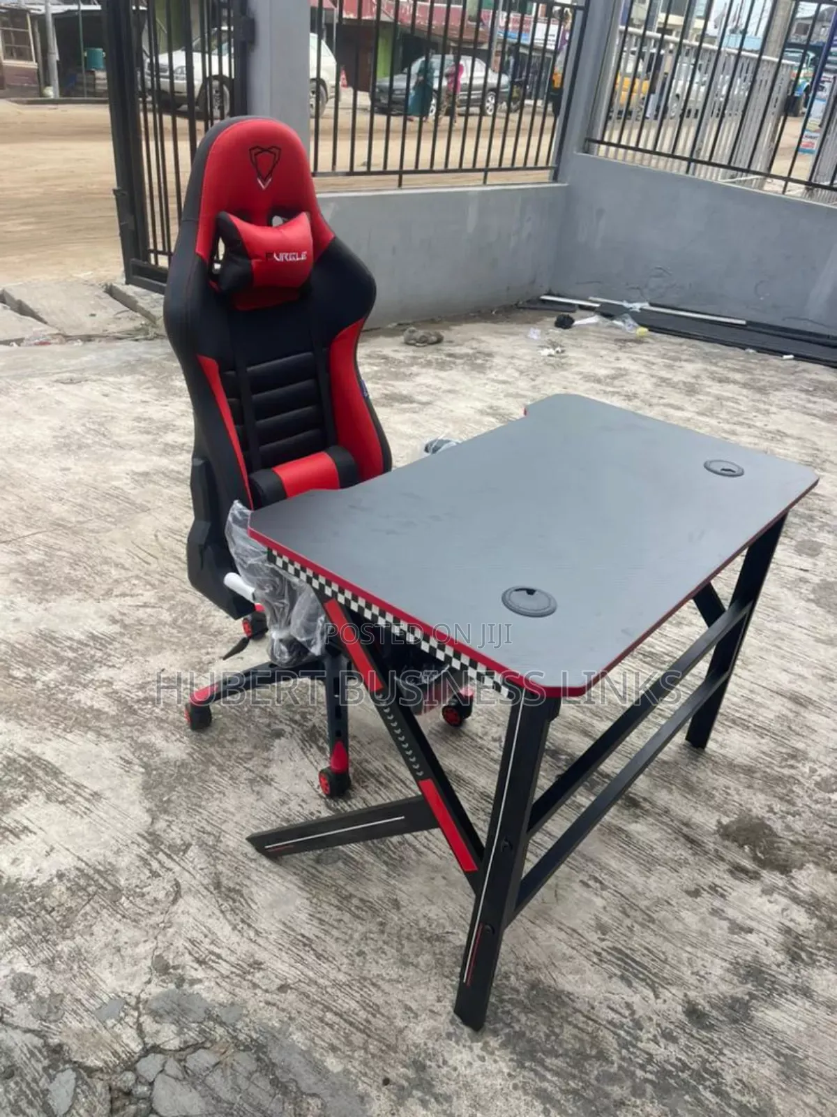 Game Chair and Table