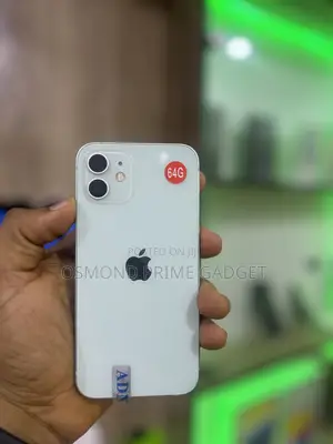 Apple iPhone 12 64 GB White