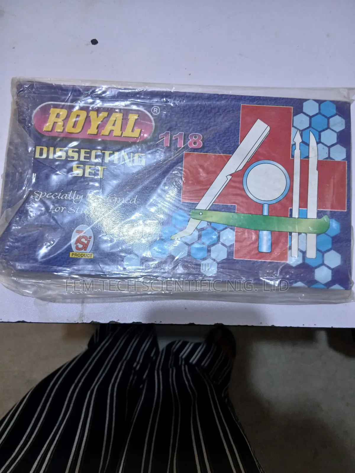Dissecting Set