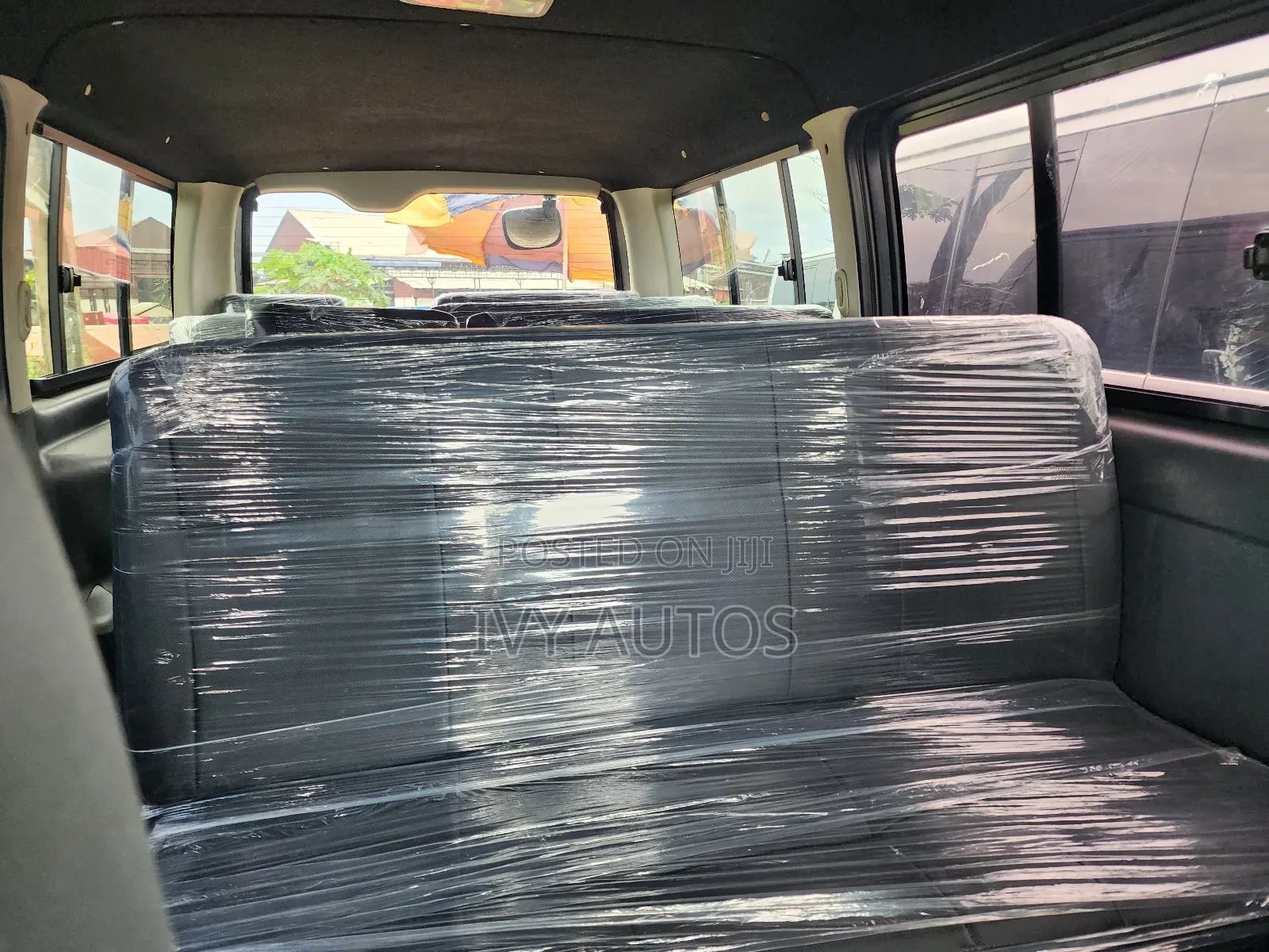 Toyota HiAce 2012 Black
