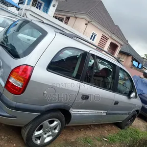 Opel Zafira 2002 Silver