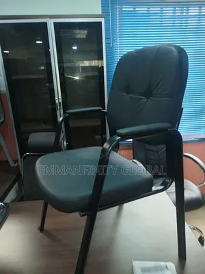 Leather Visitor Chair