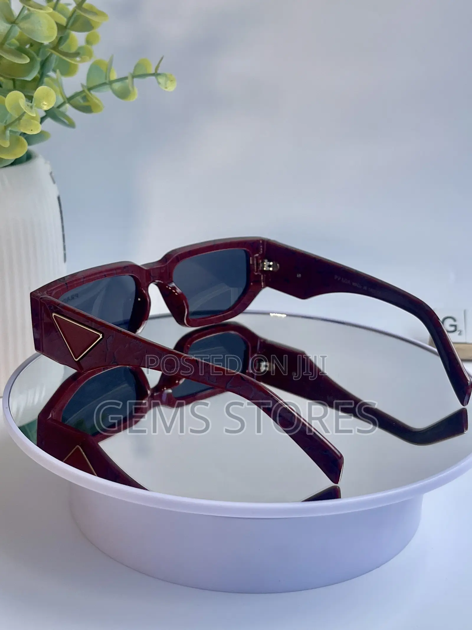 Unique Prada-Inspired Croc-Embossed Sunglass