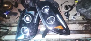 Replacement Yahoo Headlight for Toyota 4 Runner 2003