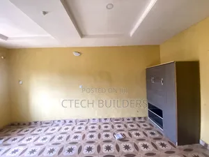 2bdrm Block of Flats in Benin City for rent