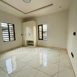 Furnished 4bdrm House in Omole Phase One for sale