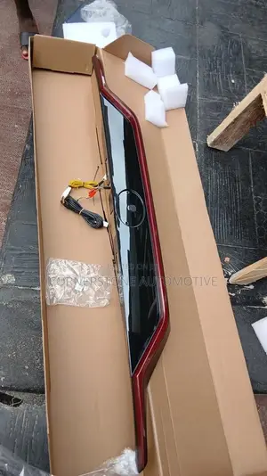 Booth Chrome Rav4 2022 Led