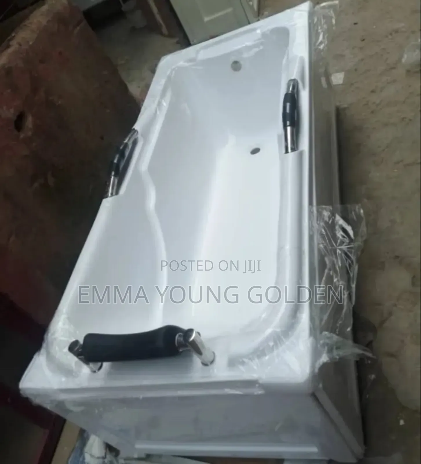 Executive Fiber Panel Bath