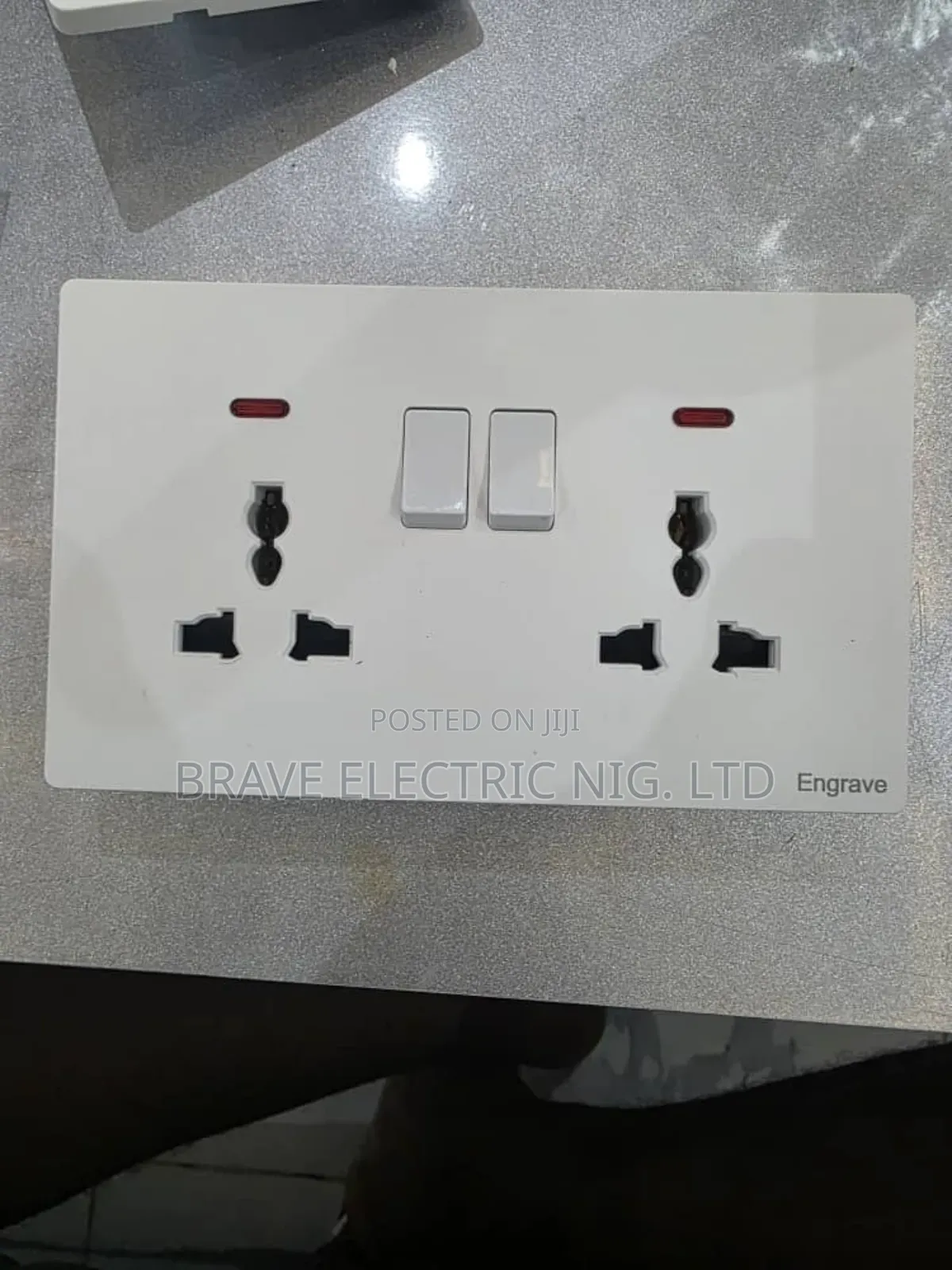 13a Double Socket