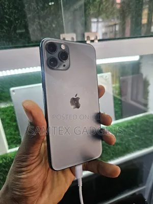 Apple iPhone 11 Pro 64 GB Gray