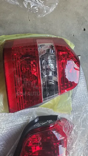 Toyota Highlander Complete Back Light 20003 Model