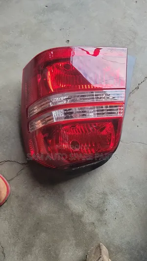 Toyota Highlander Complete Back Light 20003 Model