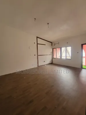 3bdrm Townhouse / Terrace in Lekki Phase 1 for rent
