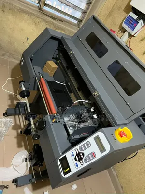 Uv Flatbed Machine