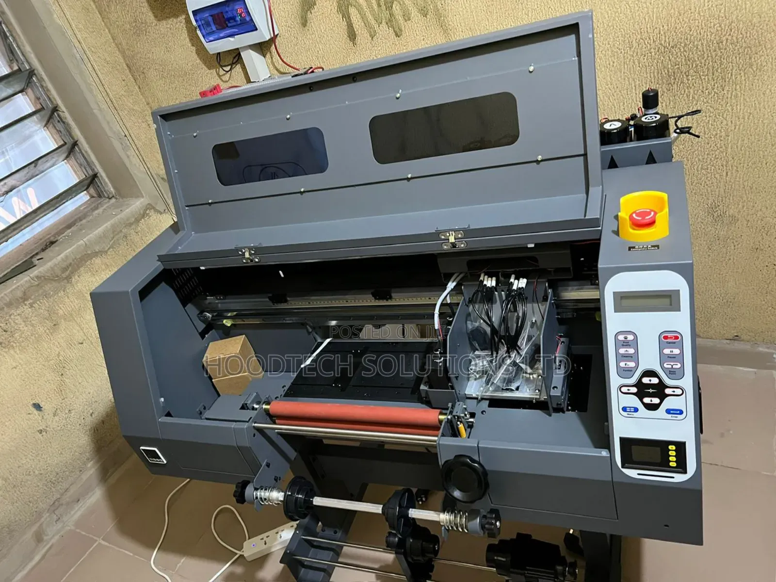 Uv Flatbed Machine