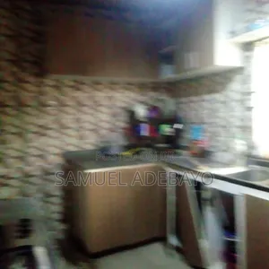 3bdrm Bungalow in Peace Estate, Ibadan for sale