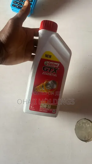 New Castrol GTX Essential Motor Oil. 1 Litres ( Brand New)