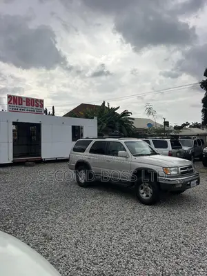 Toyota 4-Runner 1999 Gold