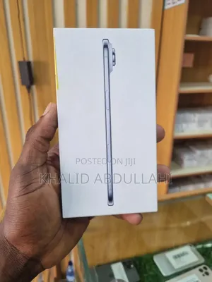 New Apple iPhone 17 256 GB Blue