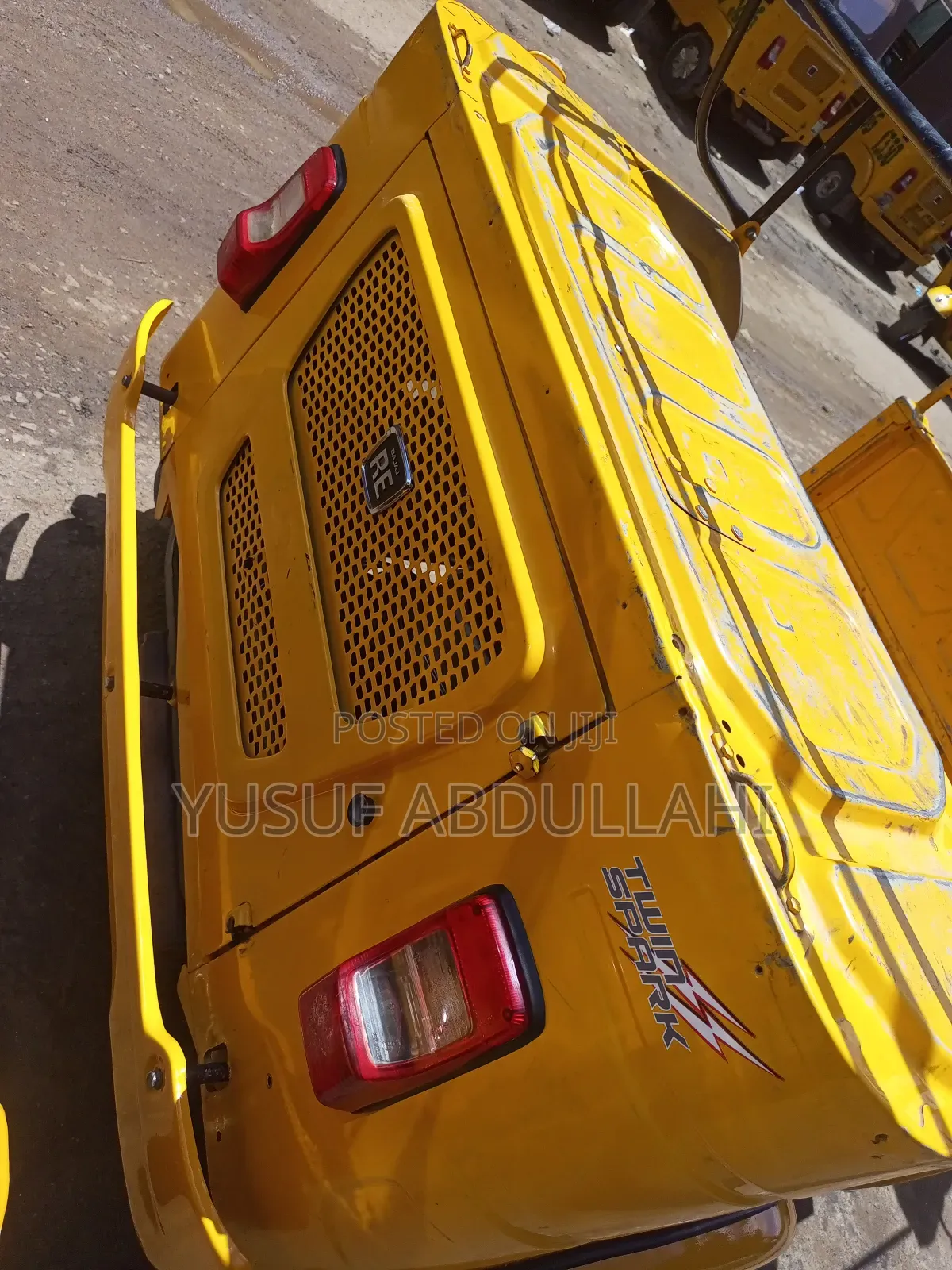 Bajaj RE 2022 Yellow