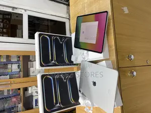Apple iPad Pro 13 (2024) 2 TB Silver
