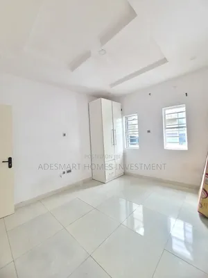 3bdrm Block of Flats in Ikate Lekki for rent
