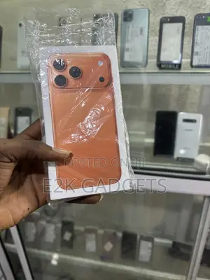 New Apple iPhone 17 Pro Max 256 GB Orange