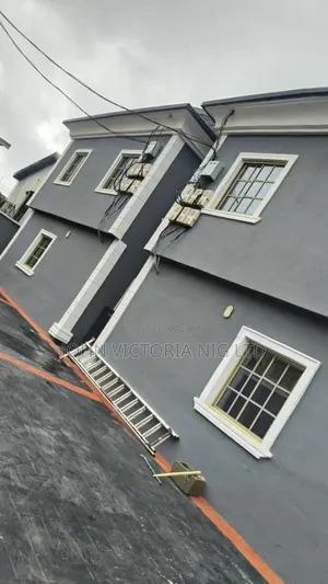 20bdrm Block of Flats in Jenson Supper Market, Ikotun/Igando for sale