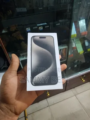 New Apple iPhone 15 Pro 128 GB Silver