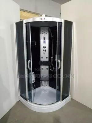 Luxurious Shower Room