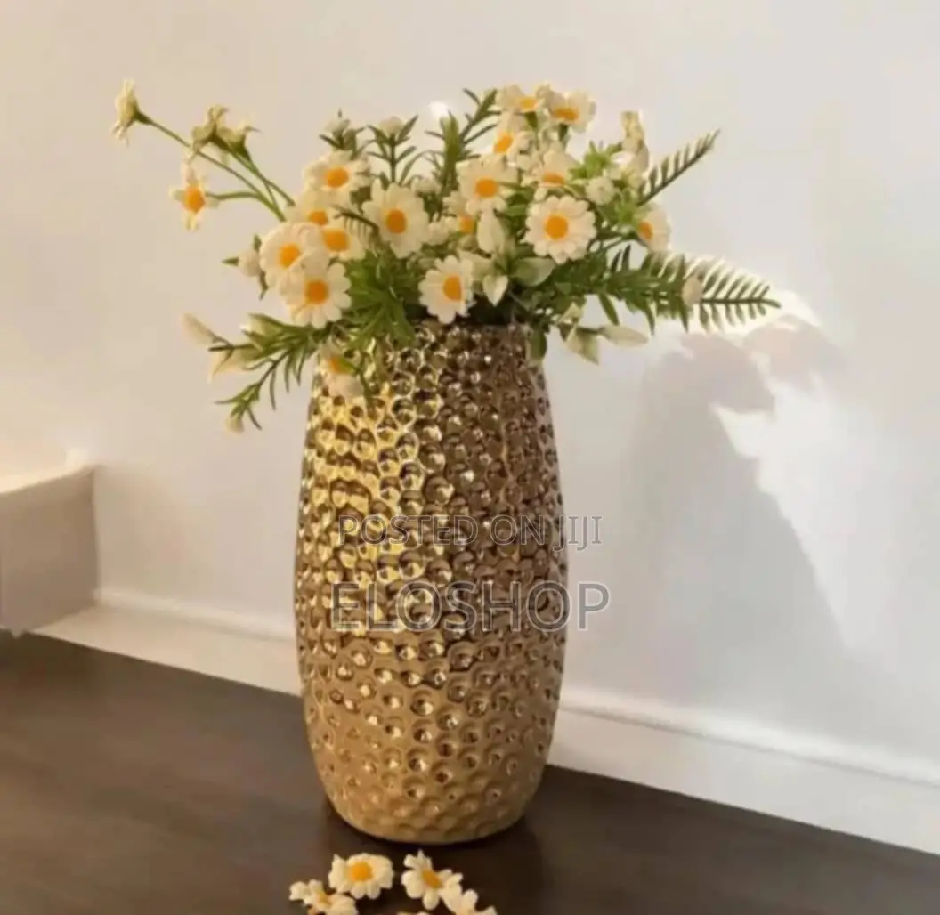 Centerpiece Vases for Decor